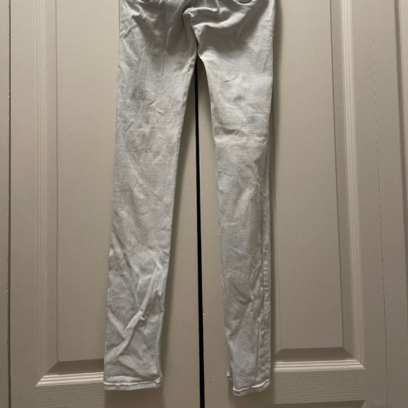 Rag & Bone Light Wash Skinny Jean - Picture 5 of 6